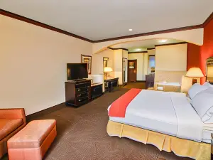 Holiday Inn Express & Suites Terrell
