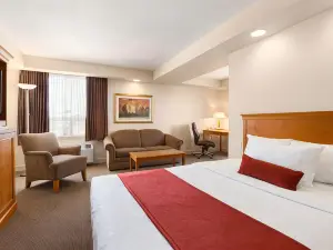 Travelodge by Wyndham Spruce Grove