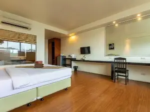 At Sea Residence