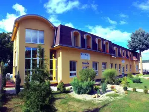 Pension Avio Angels