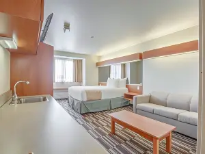 Microtel Inn & Suites by Wyndham Gulf Shores