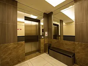 Seven Hotel