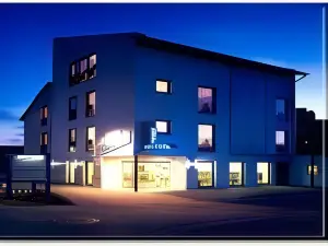 Hotel Come IN