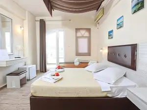 Summer Beach Hotel