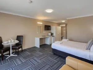 Canowindra Riverview Motel