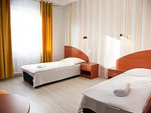 Motel Paradise