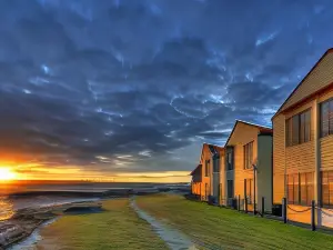 Stanley Village Waterfront Accommodation