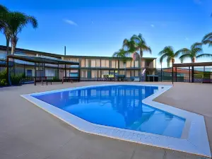 Westland Hotel Motel