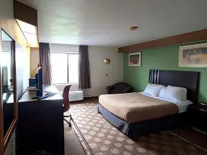 Pleasant Stay Inn & Suites