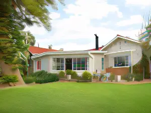 Ukholo Lodge