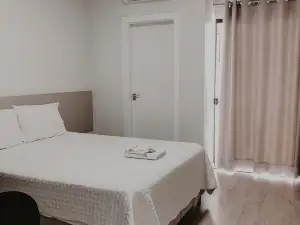 Petri Plaza Hotel