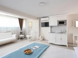 Mykoniatika Villas