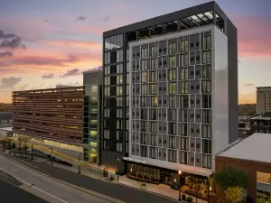 AC Hotel St. Louis Clayton