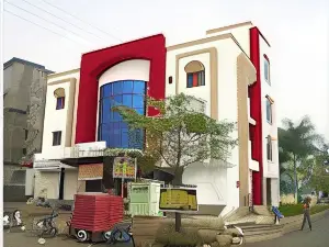 Hotel Santosh Palace