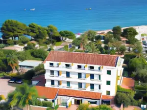 Hotel Mediterraneo