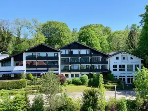 Hotel Schloss Berg