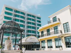 Aramis Hotel