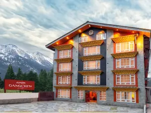 Summit Gangchen Hotel