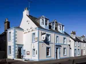 Selkirk Arms Hotel