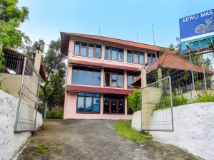 OYO 93528 Guest House Zidan 21