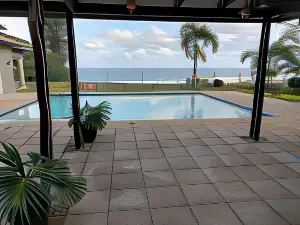 Illovo Beach House