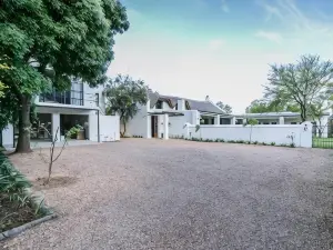 The Whyte House