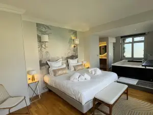 Erawan Boutique Hotel