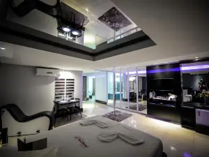 Motel Premium (Adults Only)