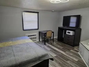 Boulevard Inn