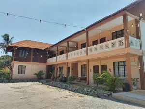 Nks Chalet