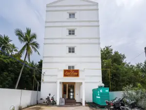 FabHotel Sun Lux Grand Residency - Nr Puducherry Beach