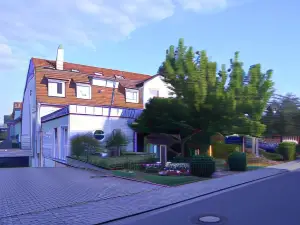 Check Inn Hotel Merseburg