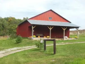 Country Cabin In The Heart Of Amish Country In Scenic Valley Near Canton, MN