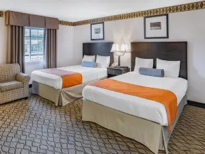 Howard Johnson by Wyndham Lenox