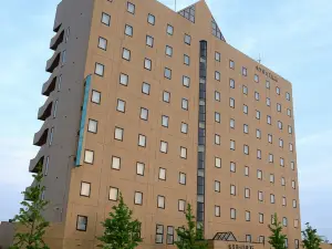 โฮเต็ล อินน์ ซากะตะ