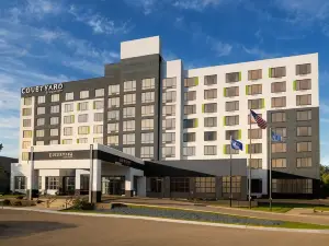 Courtyard Edina Bloomington