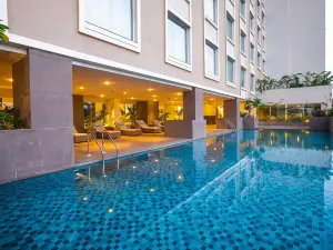 Lemon Tree Premier City Center Pune