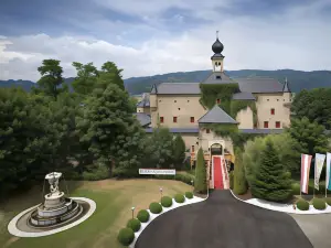 Tauroa Schloss Gabelhofen