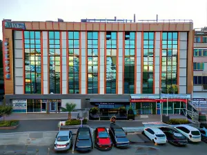 Goldhan Hotel