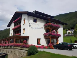 Pension Burgschroffen