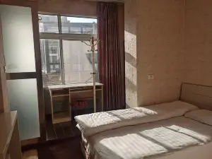 Qinghe Hotel