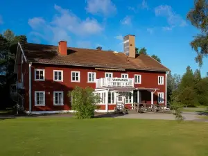 Borrgården Hostel