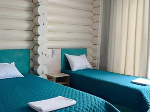 Yzba Hotel (Изба Отель)