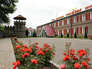 Stariy Dvor Hotel
