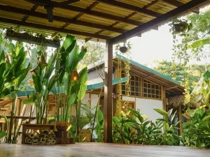 Dream Surf House Santa Teresa (Playa Hermosa)