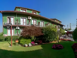 Hotel Lombiña