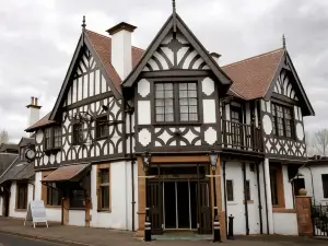 The Popinjay Hotel