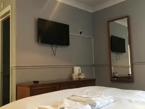 The Crown Hotel