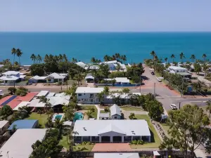 Palm View Holiday Apartments