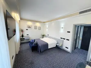 ホテル ミケランジェロ - ビエラ